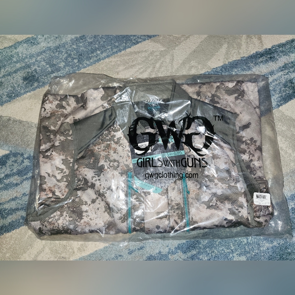 Girls with Guns  Vest